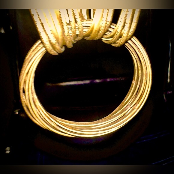 Gold Chain Statement Necklace. Large and Fabulous - Picture 5 of 5